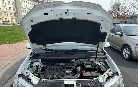 Renault Logan II, 2019 год, 785 000 рублей, 14 фотография