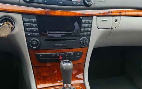 Mercedes-Benz E-Класс, 2008 год, 1 500 000 рублей, 6 фотография