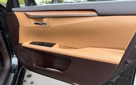 Lexus ES VII, 2017 год, 3 250 000 рублей, 13 фотография