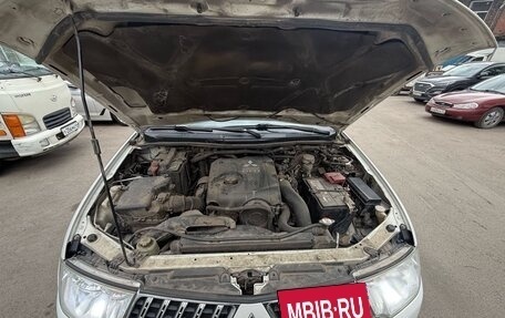 Mitsubishi Pajero Sport II рестайлинг, 2012 год, 1 550 000 рублей, 15 фотография