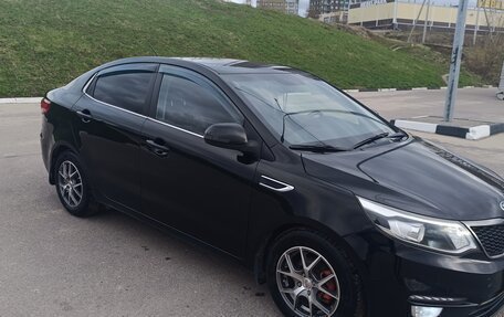 KIA Rio III рестайлинг, 2015 год, 950 000 рублей, 3 фотография