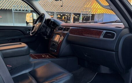 Chevrolet Tahoe III, 2012 год, 1 800 000 рублей, 8 фотография