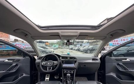 Volkswagen Tiguan II, 2021 год, 1 760 333 рублей, 10 фотография