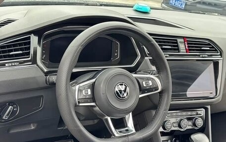 Volkswagen Tiguan II, 2021 год, 1 760 333 рублей, 12 фотография