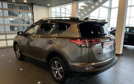 Toyota RAV4, 2018 год, 2 948 000 рублей, 5 фотография