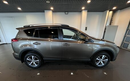 Toyota RAV4, 2018 год, 2 948 000 рублей, 2 фотография