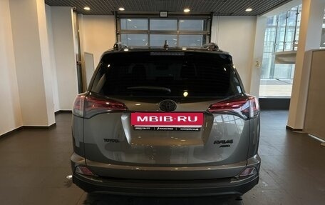 Toyota RAV4, 2018 год, 2 948 000 рублей, 4 фотография