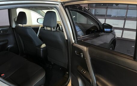 Toyota RAV4, 2018 год, 2 948 000 рублей, 26 фотография