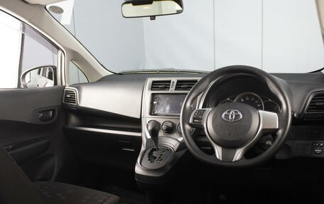 Toyota Ractis II, 2013 год, 1 090 000 рублей, 5 фотография