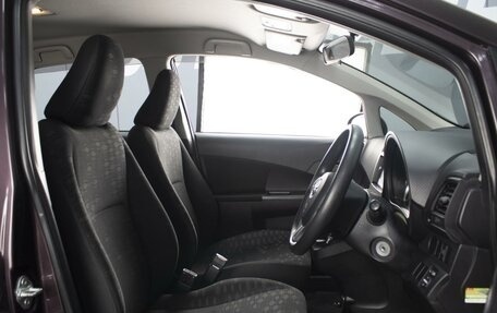 Toyota Ractis II, 2013 год, 1 090 000 рублей, 7 фотография