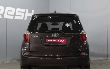 Toyota Ractis II, 2013 год, 1 090 000 рублей, 4 фотография