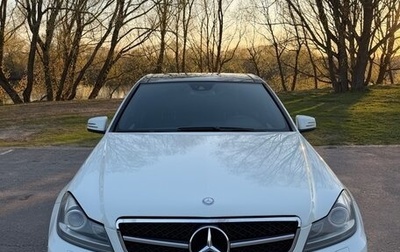 Mercedes-Benz C-Класс, 2011 год, 1 750 000 рублей, 1 фотография