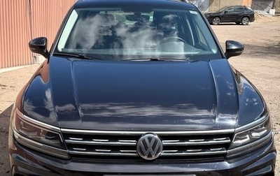 Volkswagen Tiguan II, 2018 год, 3 200 000 рублей, 1 фотография