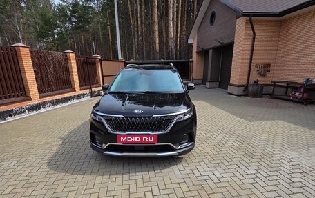KIA Carnival, 2021 год, 4 300 000 рублей, 3 фотография