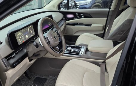 KIA Carnival, 2021 год, 4 300 000 рублей, 31 фотография