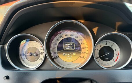 Mercedes-Benz C-Класс, 2011 год, 1 750 000 рублей, 18 фотография