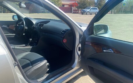 Mercedes-Benz E-Класс, 2003 год, 599 000 рублей, 9 фотография