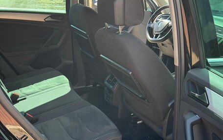 Volkswagen Tiguan II, 2018 год, 3 200 000 рублей, 9 фотография