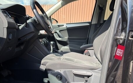 Volkswagen Tiguan II, 2018 год, 3 200 000 рублей, 8 фотография