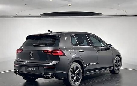 Volkswagen Golf VIII, 2022 год, 2 100 000 рублей, 4 фотография