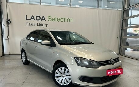 Volkswagen Polo VI (EU Market), 2012 год, 333 000 рублей, 2 фотография
