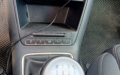 Volkswagen Tiguan I, 2011 год, 1 000 000 рублей, 17 фотография
