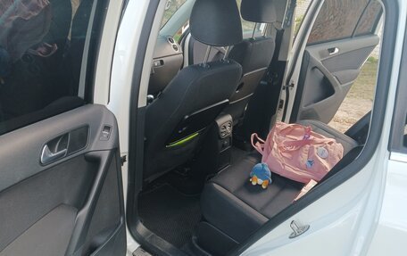 Volkswagen Tiguan I, 2011 год, 1 000 000 рублей, 29 фотография