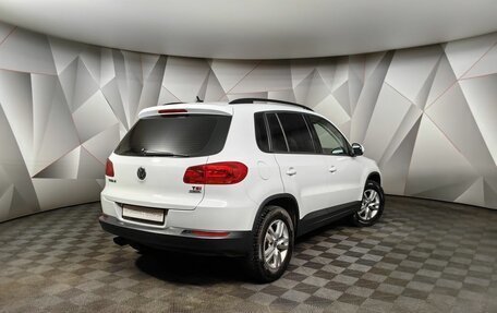 Volkswagen Tiguan I, 2015 год, 1 579 000 рублей, 2 фотография