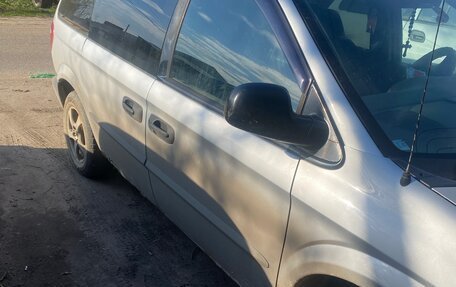 Chrysler Voyager IV, 2002 год, 250 000 рублей, 5 фотография