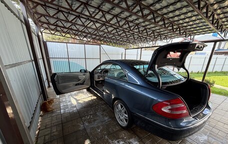 Mercedes-Benz CLK-Класс, 2005 год, 2 200 000 рублей, 9 фотография