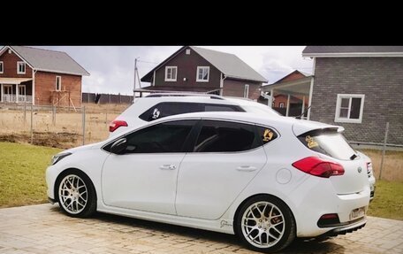 KIA cee'd III, 2013 год, 1 050 000 рублей, 2 фотография