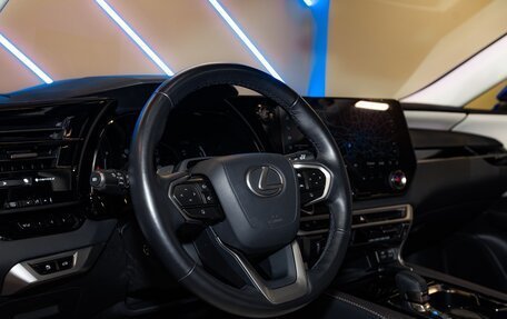 Lexus RX IV рестайлинг, 2022 год, 8 990 000 рублей, 11 фотография