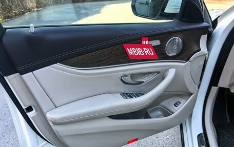 Mercedes-Benz E-Класс, 2017 год, 3 500 000 рублей, 15 фотография