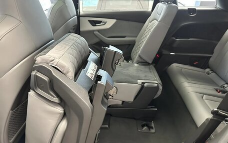 Audi Q7, 2025 год, 13 750 000 рублей, 15 фотография