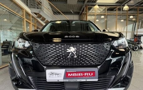 Peugeot 2008 II, 2023 год, 2 417 000 рублей, 2 фотография