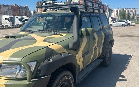 Nissan Patrol, 2004 год, 2 600 000 рублей, 2 фотография