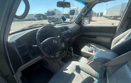 Nissan Patrol, 2004 год, 2 600 000 рублей, 9 фотография