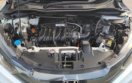 Honda Vezel, 2014 год, 1 400 000 рублей, 3 фотография