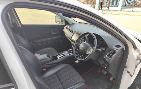 Honda Vezel, 2014 год, 1 400 000 рублей, 13 фотография