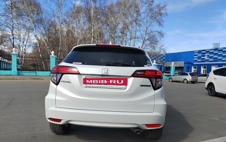 Honda Vezel, 2014 год, 1 400 000 рублей, 7 фотография