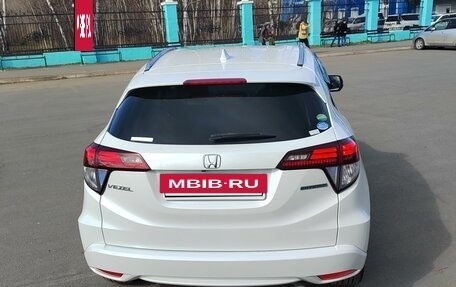 Honda Vezel, 2014 год, 1 400 000 рублей, 5 фотография