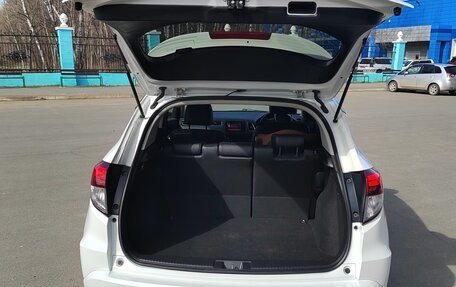 Honda Vezel, 2014 год, 1 400 000 рублей, 28 фотография
