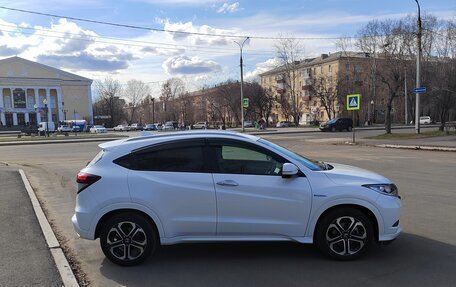 Honda Vezel, 2014 год, 1 400 000 рублей, 27 фотография