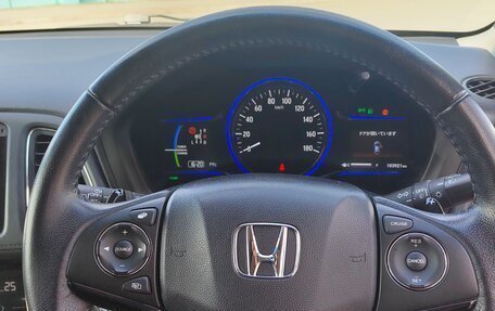 Honda Vezel, 2014 год, 1 400 000 рублей, 30 фотография