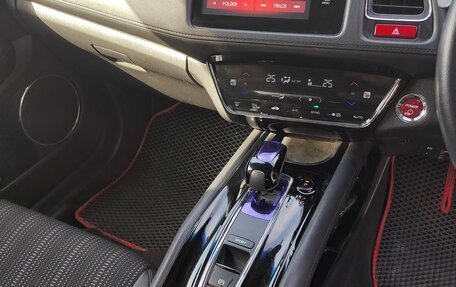 Honda Vezel, 2014 год, 1 400 000 рублей, 37 фотография