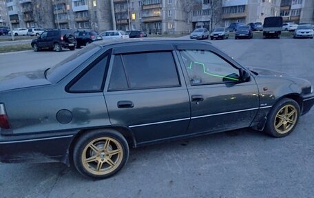 Daewoo Nexia I рестайлинг, 2001 год, 140 000 рублей, 5 фотография