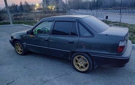 Daewoo Nexia I рестайлинг, 2001 год, 140 000 рублей, 6 фотография
