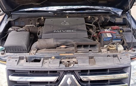 Mitsubishi Pajero IV, 2006 год, 1 150 000 рублей, 12 фотография