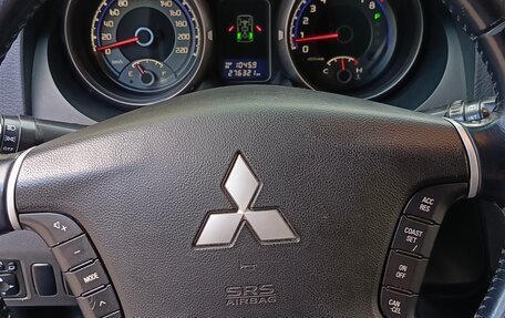 Mitsubishi Pajero IV, 2006 год, 1 150 000 рублей, 20 фотография