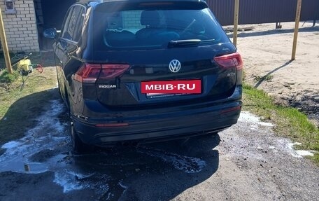 Volkswagen Tiguan II, 2019 год, 2 800 000 рублей, 4 фотография